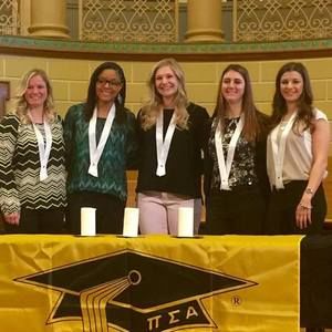 Meet your Posher, Libby